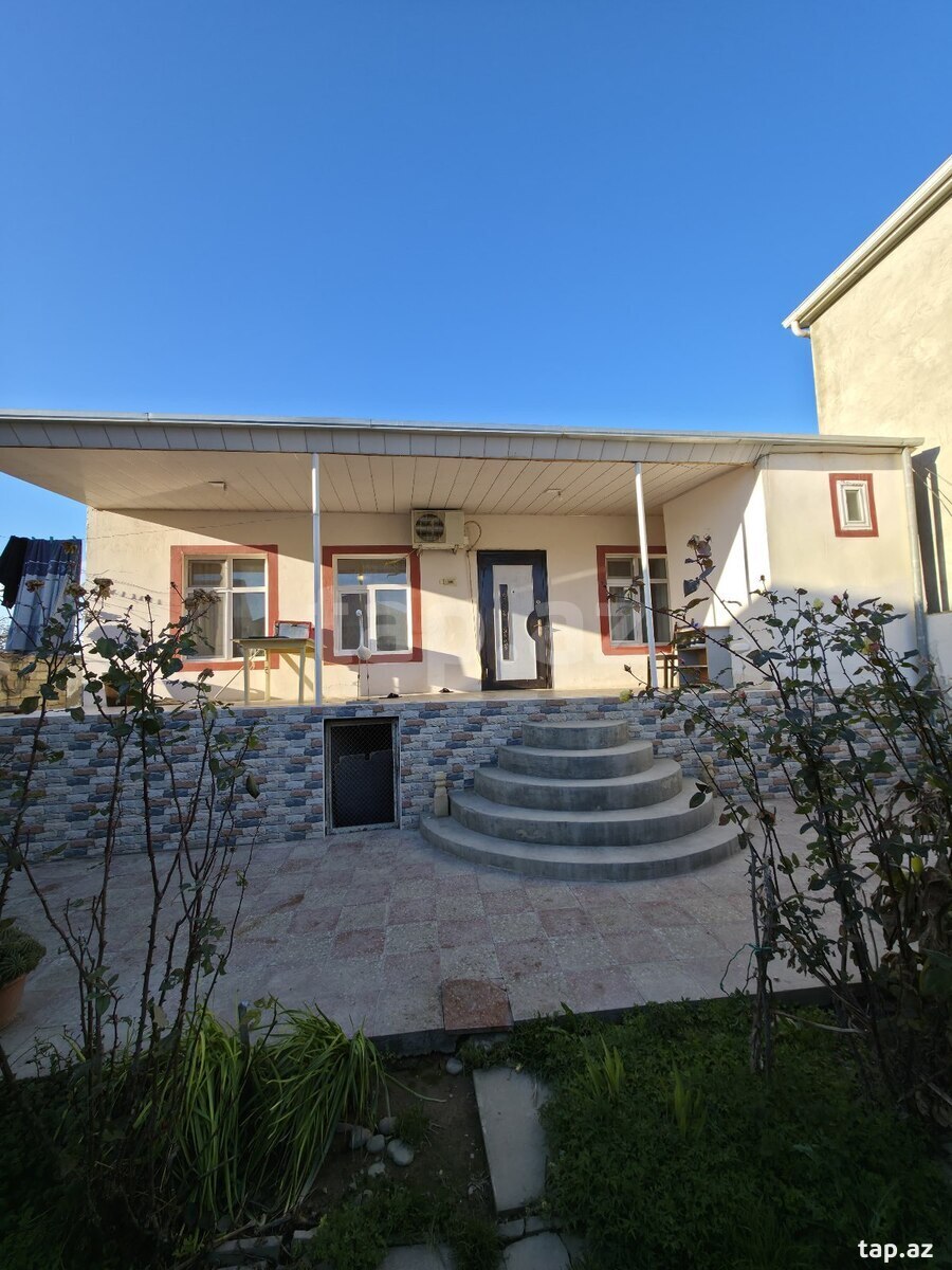 Həyət evi, Binə qəs. (21)