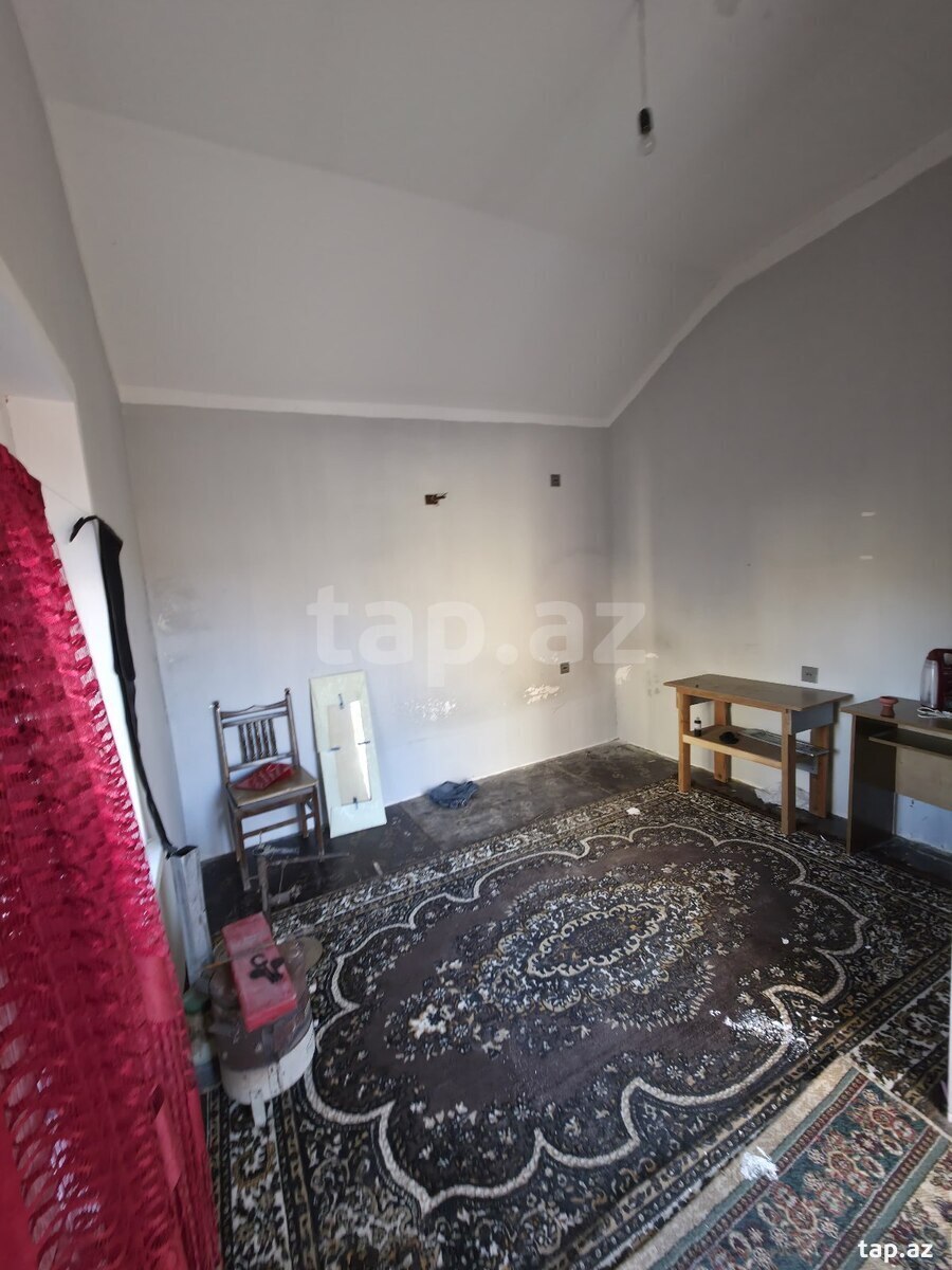 Həyət evi, Binə qəs. (26)