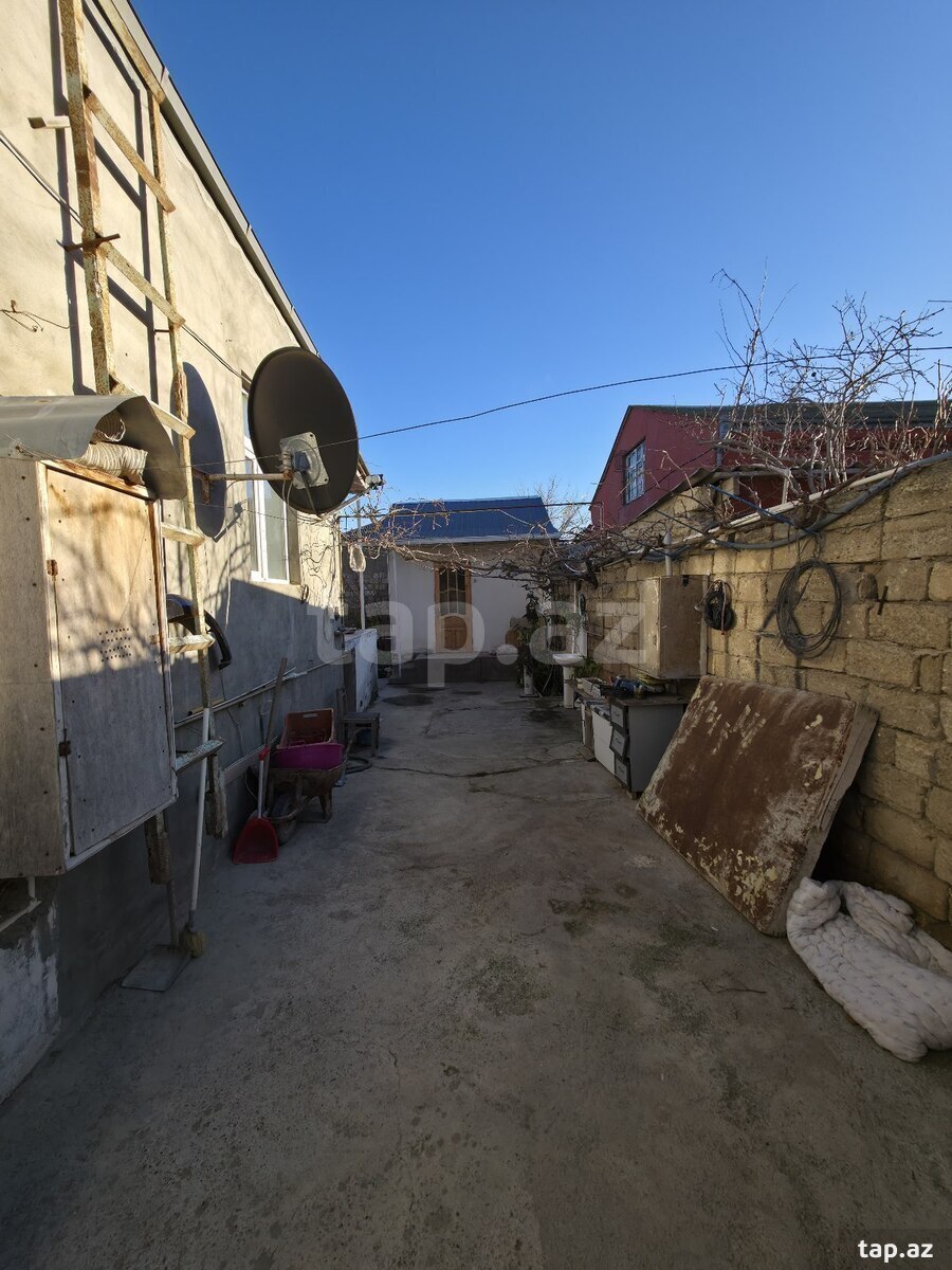 Həyət evi, Binə qəs. (27)