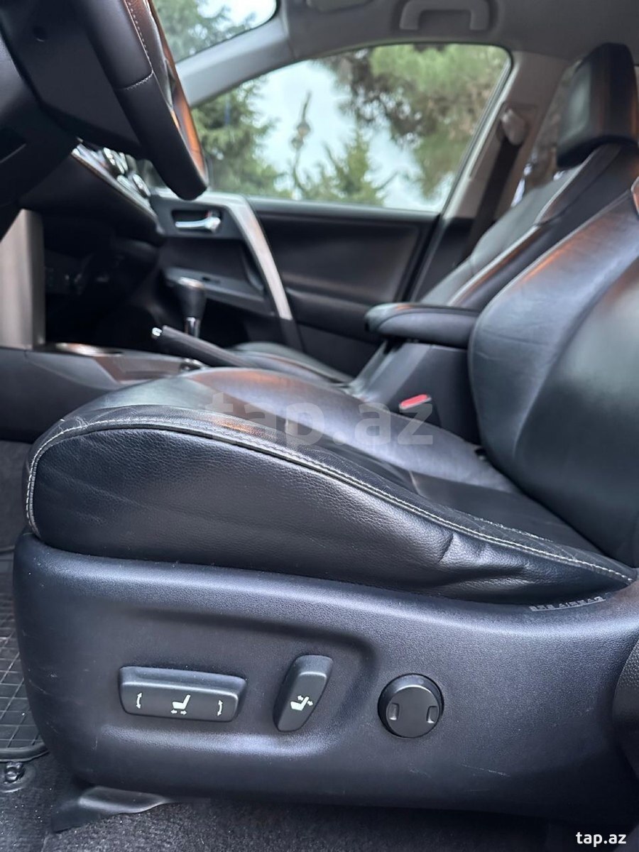 Toyota RAV 4, 2015 il (8)