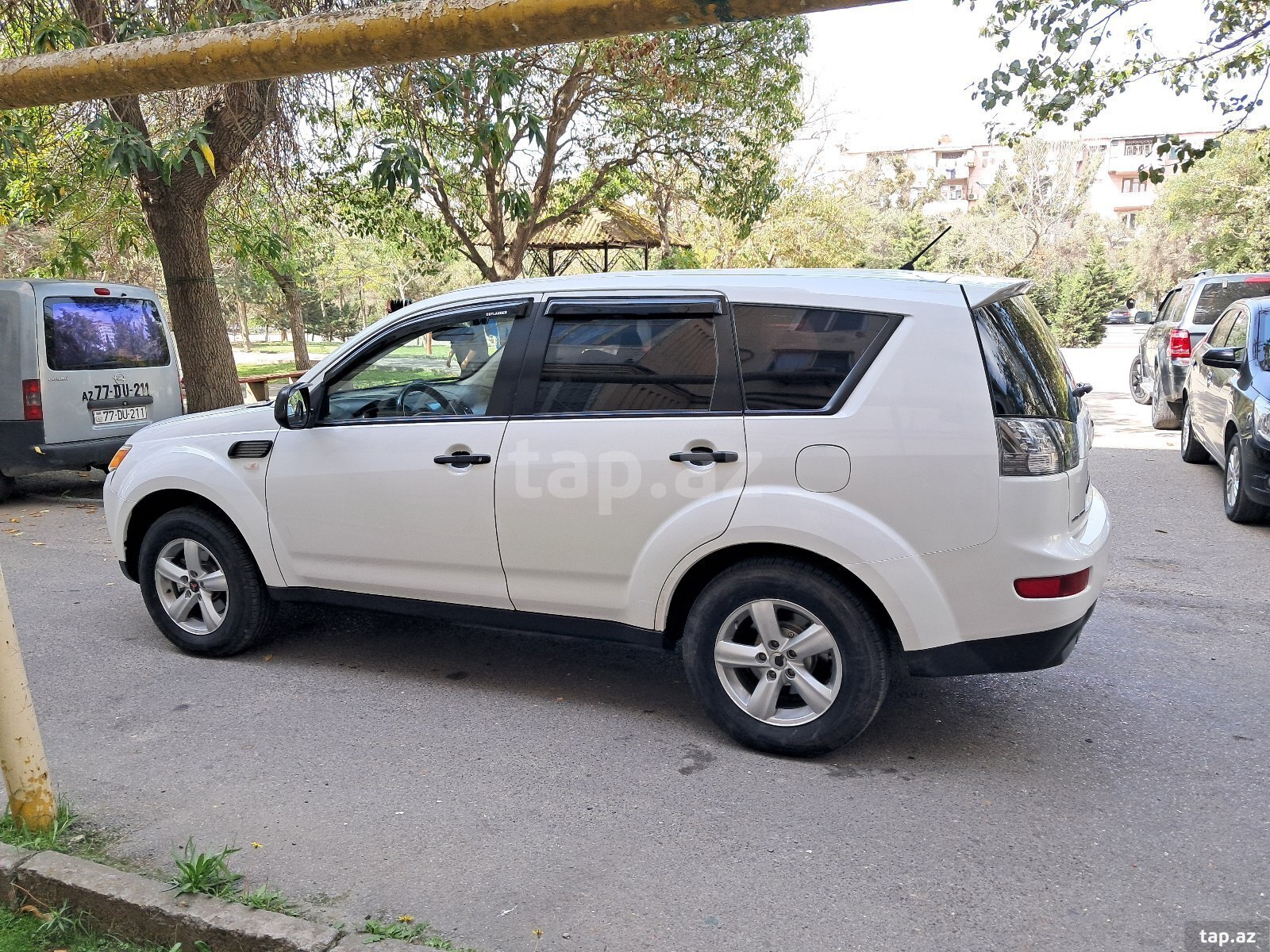 Mitsubishi Outlander, 2008 il (5)