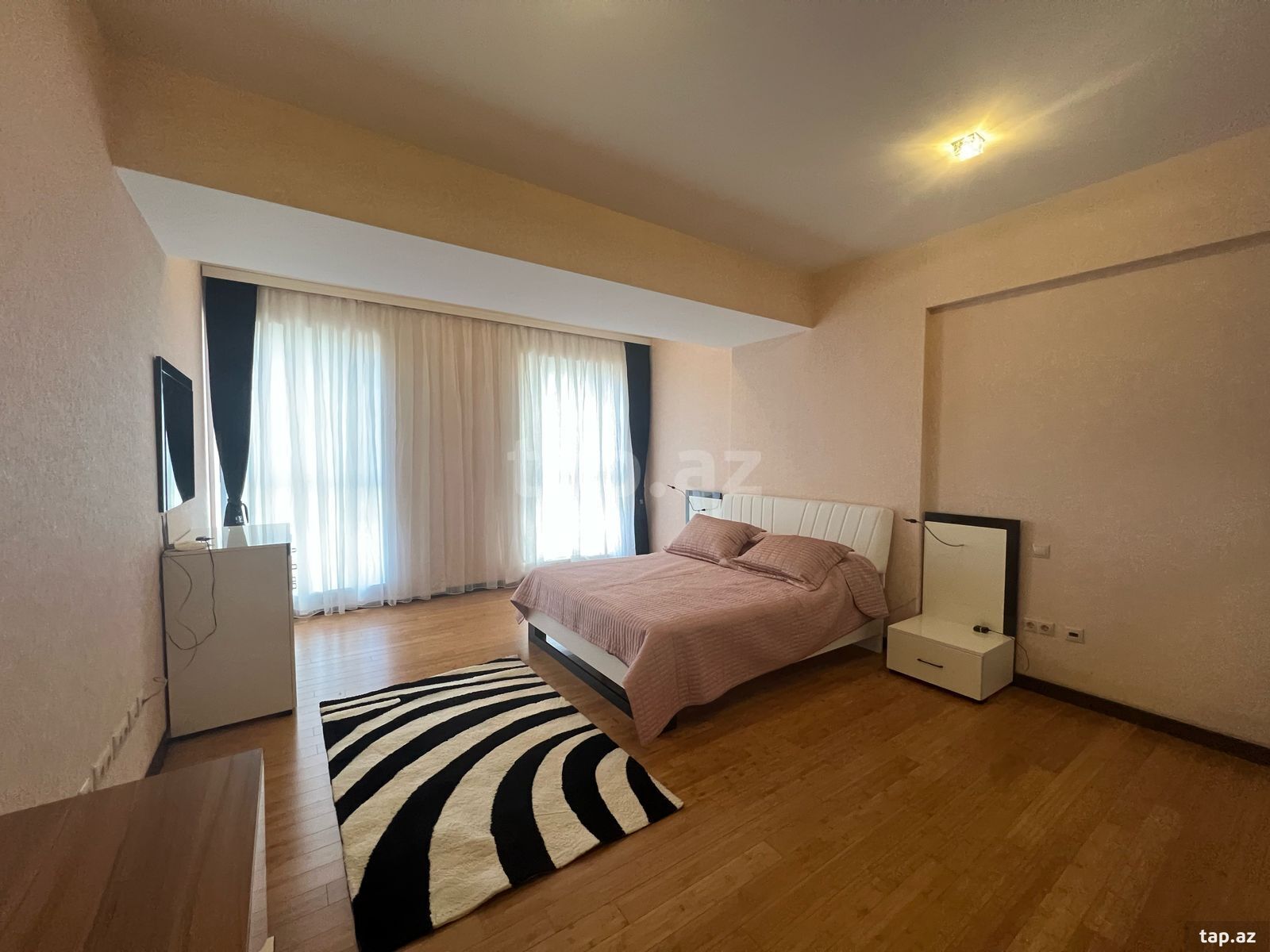 4-otaqlı yeni tikili kirayə verilir, Səbail r., 200 m² (4)