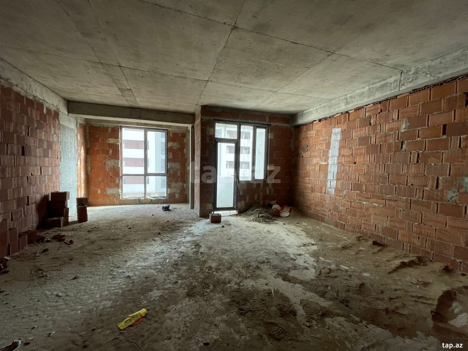 2-otaqlı yeni tikili, Binəqədi r., 63 m²