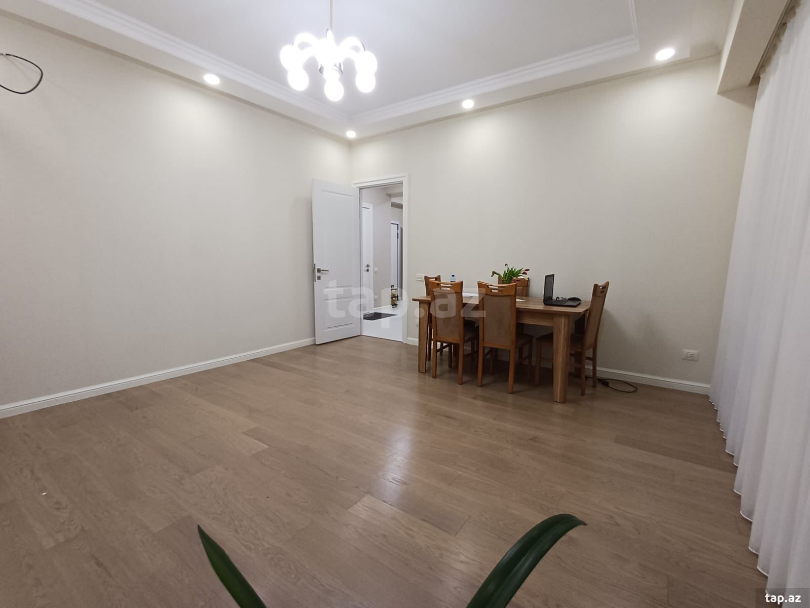 3-otaqlı yeni tikili, Müstəqillik küç., 83 m² (2)