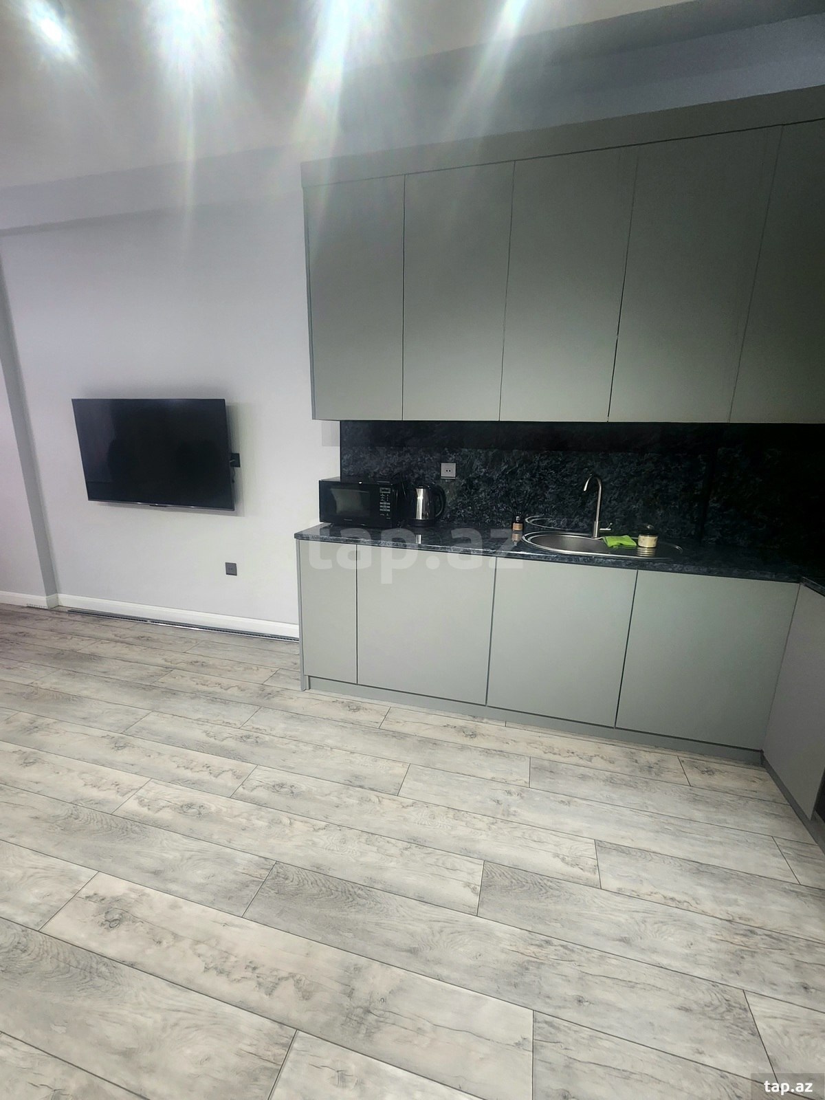 2-otaqlı yeni tikili kirayə verilir, Yeni Yasamal r., 85 m²