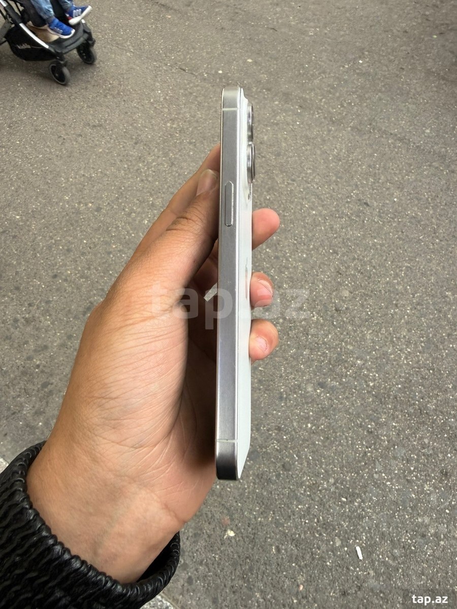 Apple iPhone 15 Pro Max White Titanium 256GB/8GB (2)