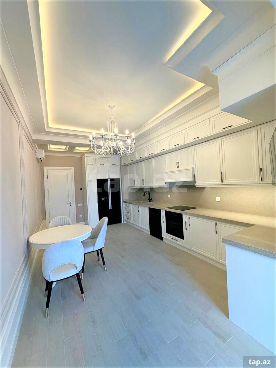4-otaqlı yeni tikili kirayə verilir, Mərkəzi Bulvar küç., 220 m² (19)
