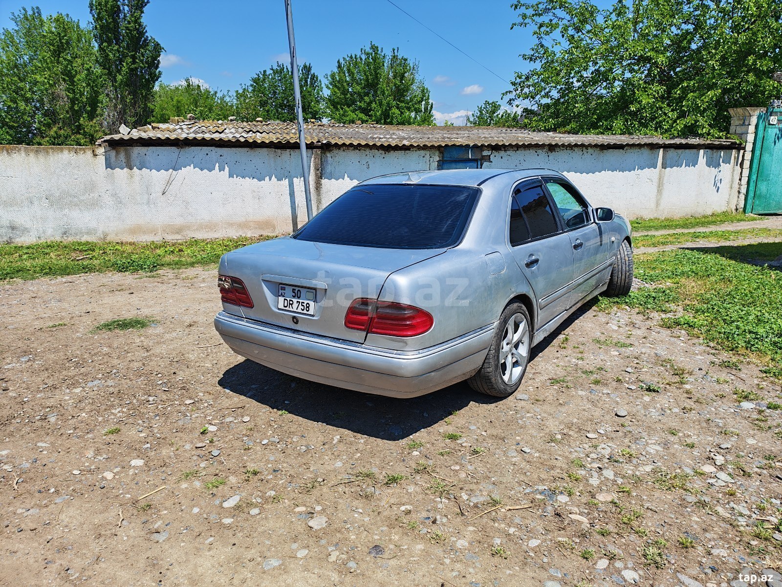 Mercedes E 320, 1996 il (3)