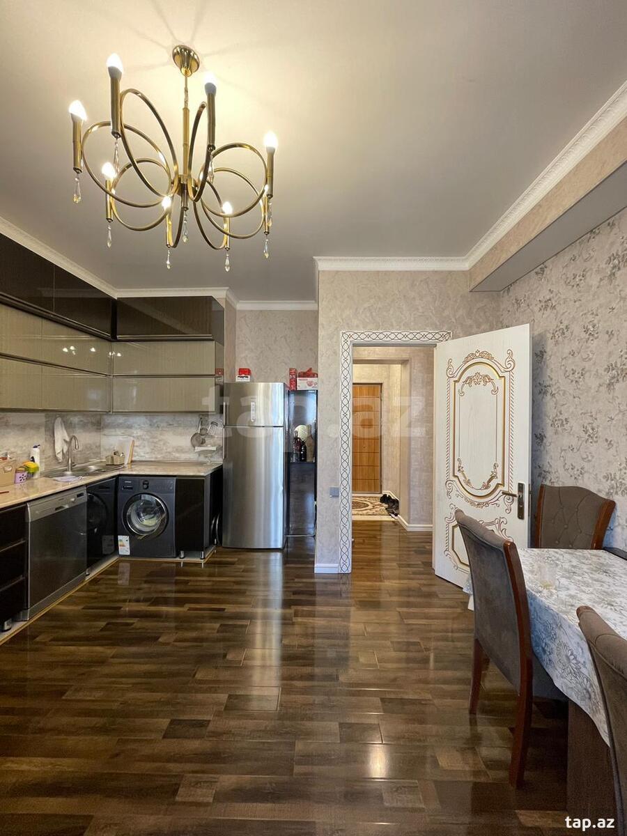 4-otaqlı yeni tikili, 8 Noyabr pr., 137 m²