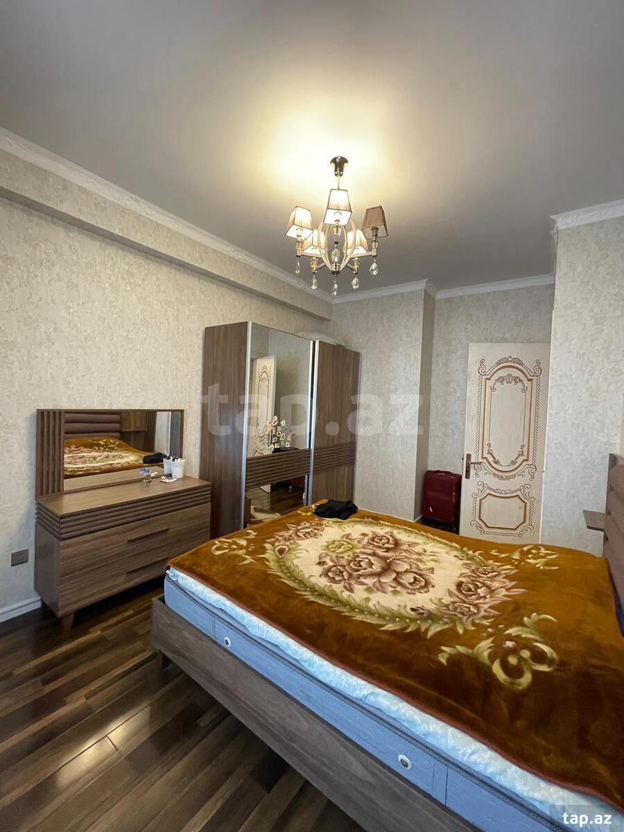 4-otaqlı yeni tikili, 8 Noyabr pr., 137 m²