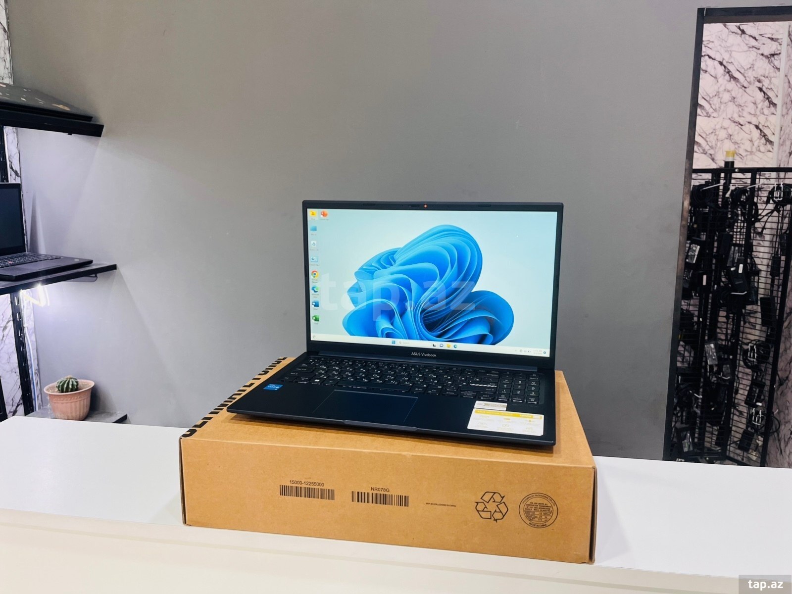 Noutbuk Asus VivoBook 15 (3)