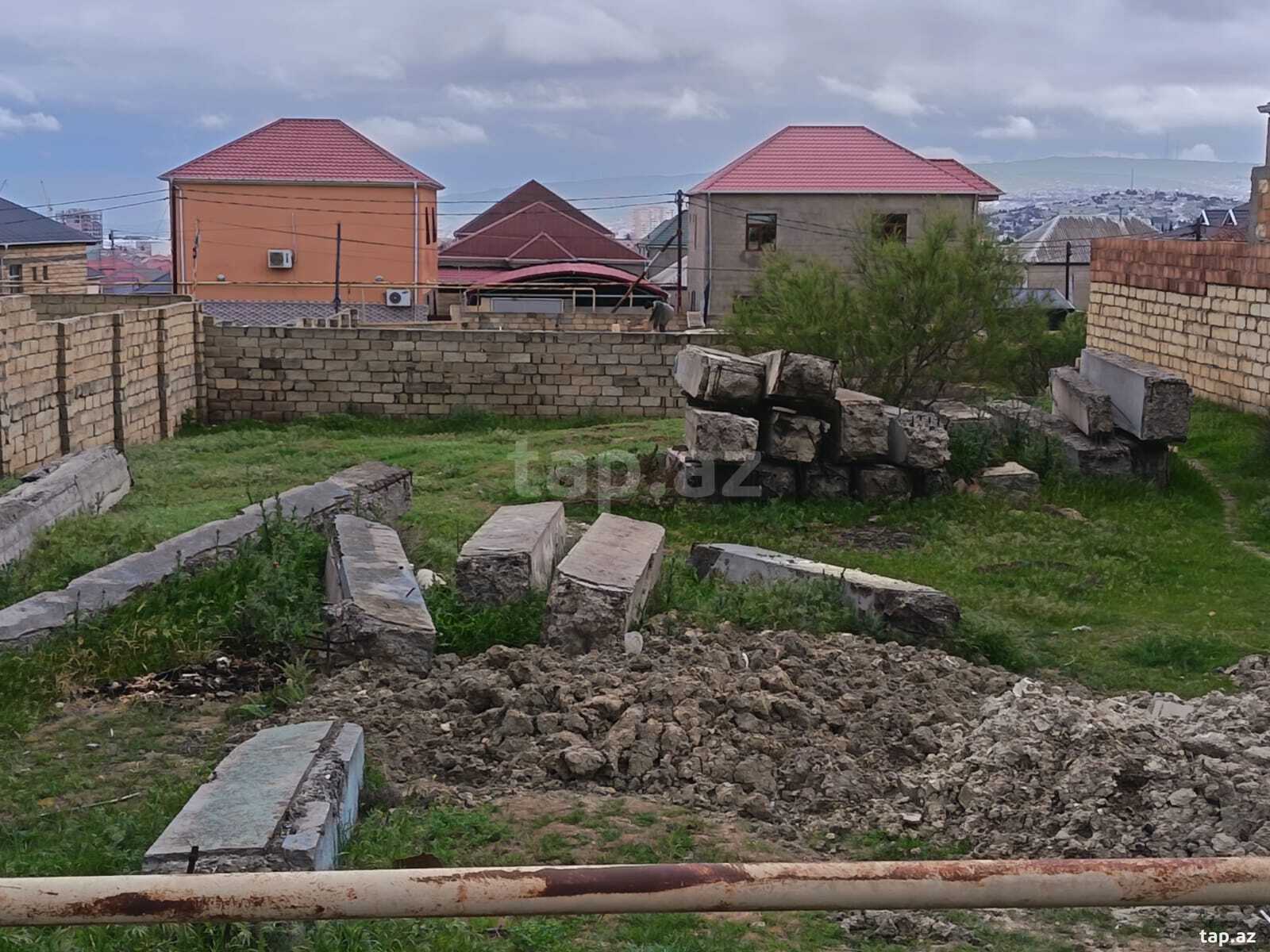 5 sot torpaq sahəsi, Zəlimxan Yaqub küç. (4)