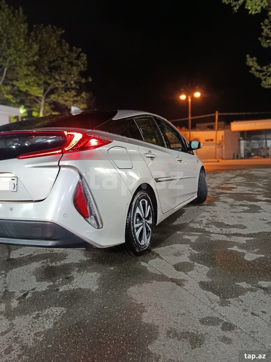 Toyota Prius, 2017 il (6)
