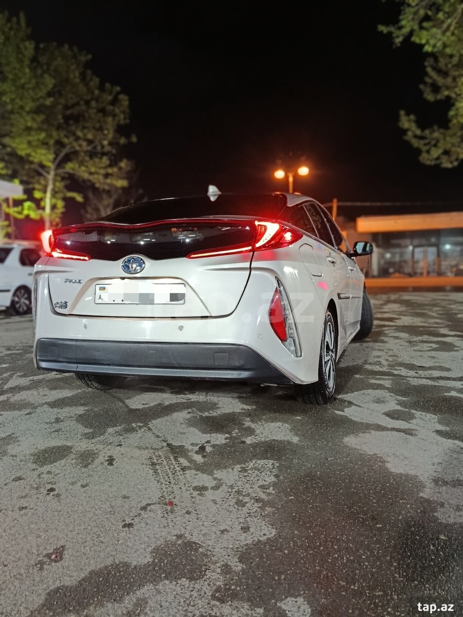Toyota Prius, 2017 il (5)