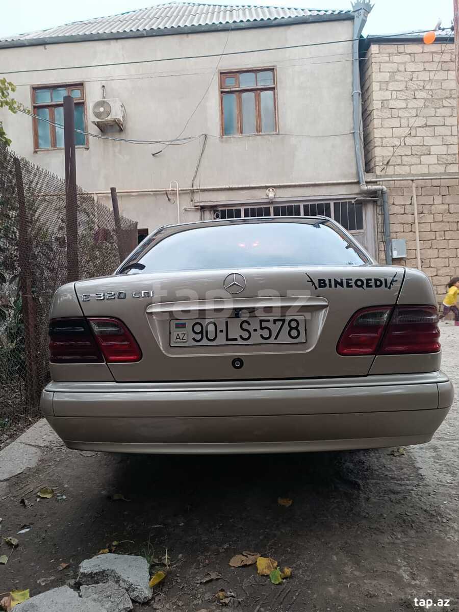 Mercedes E 220, 2001 il (3)