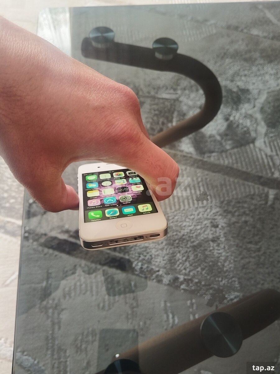 Apple iPhone 4S White 32GB (3)