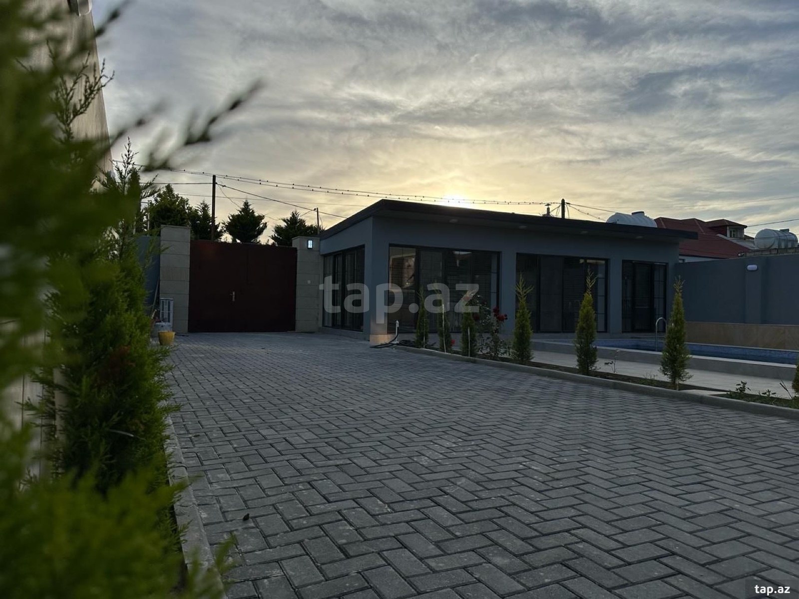 Villa kirayə verilir, Mərdəkan qəs.