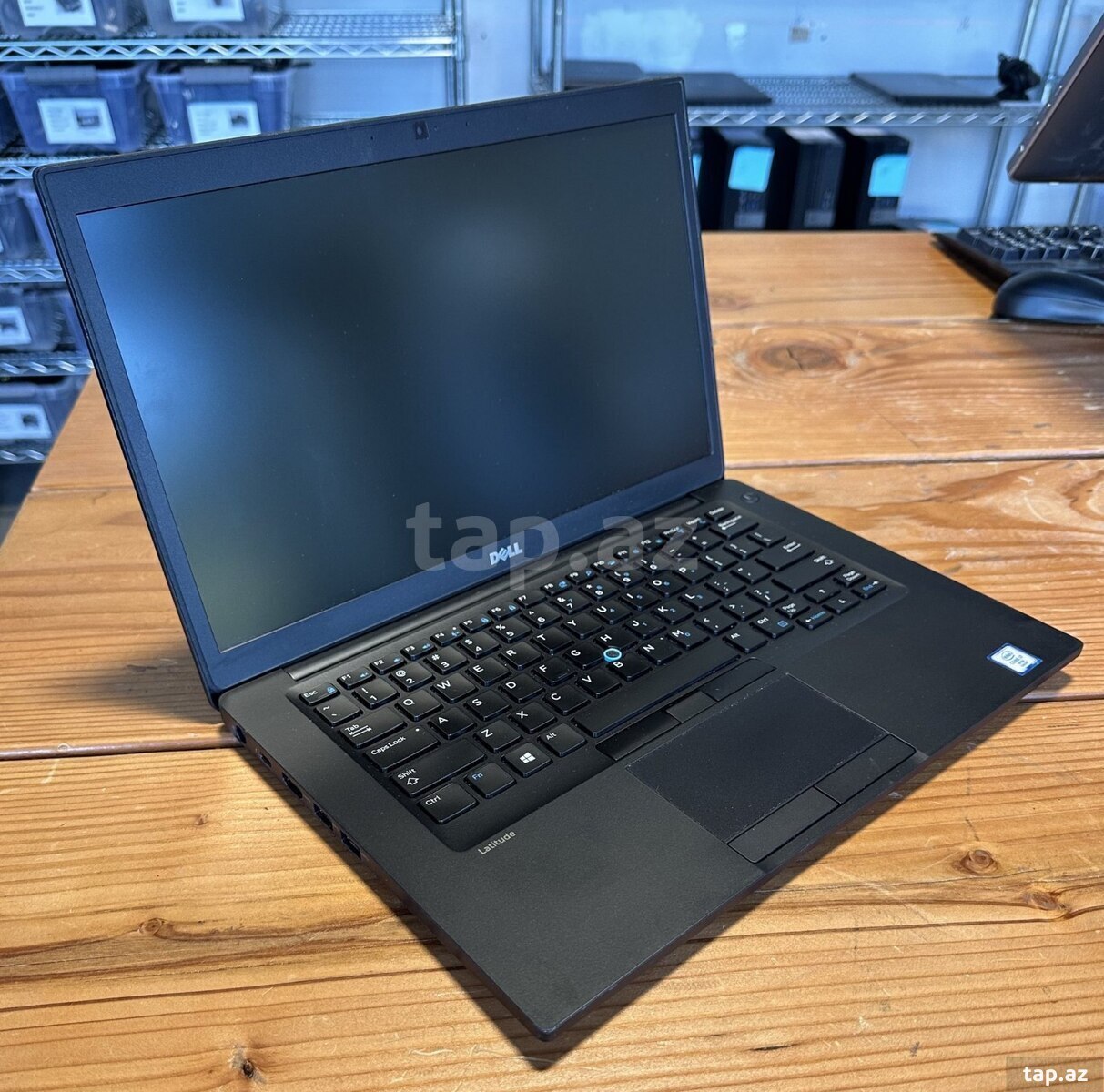 Noutbuk Dell latitude I5 (7)