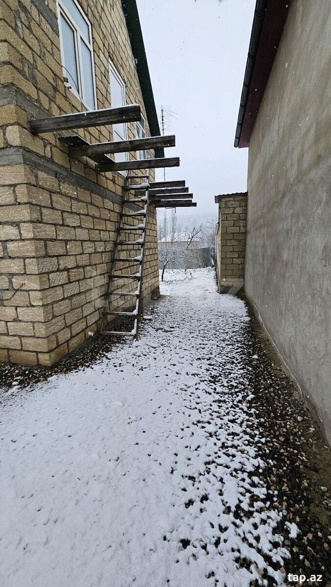 Дом, Гусарский р. (15)