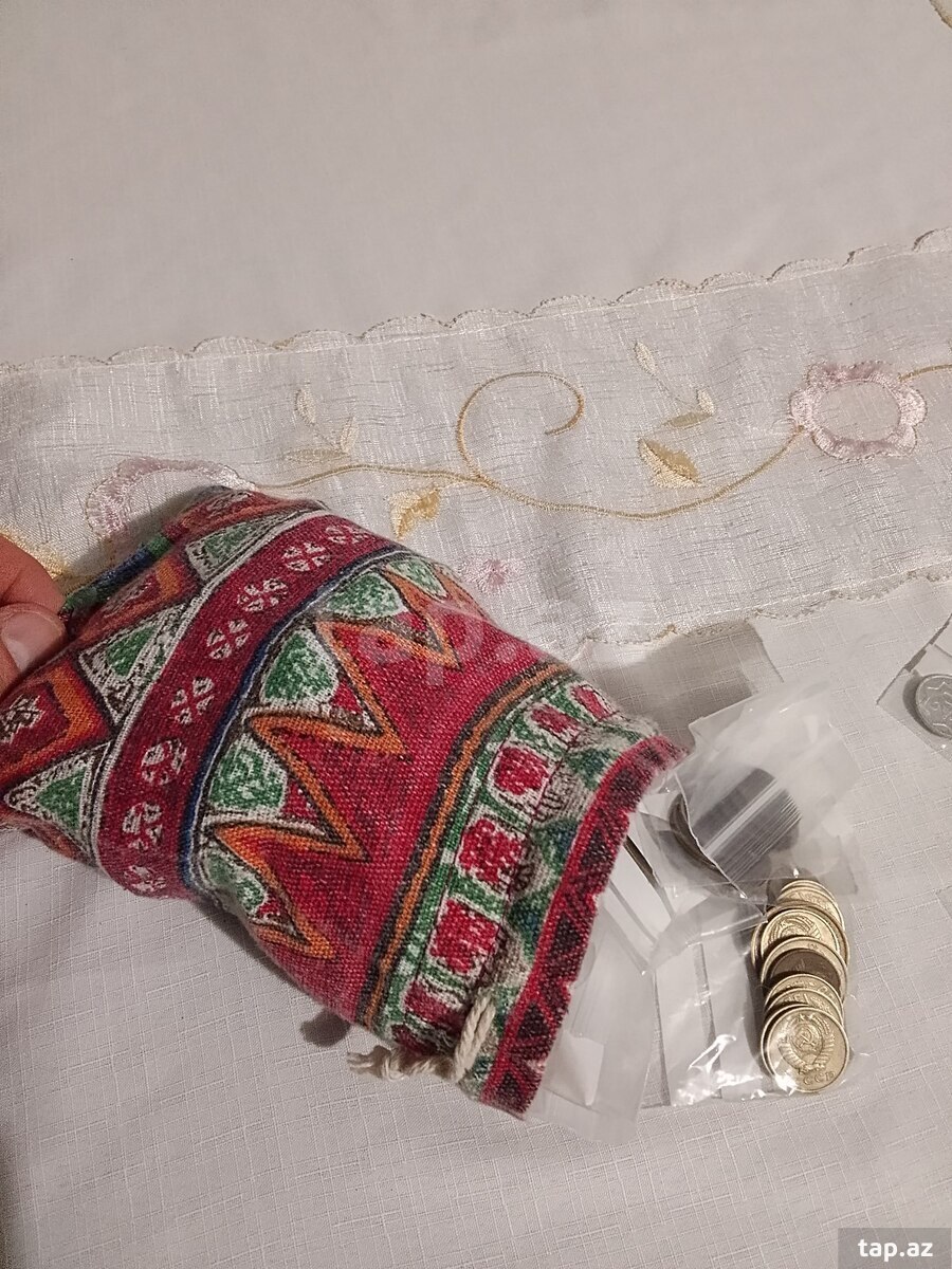Qəpiklər (2)
