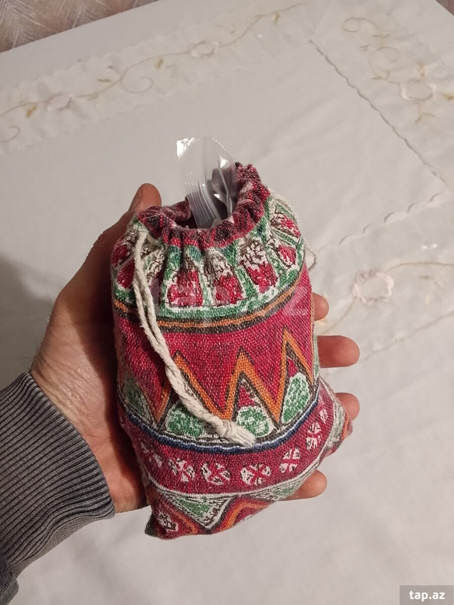 Qəpiklər (6)