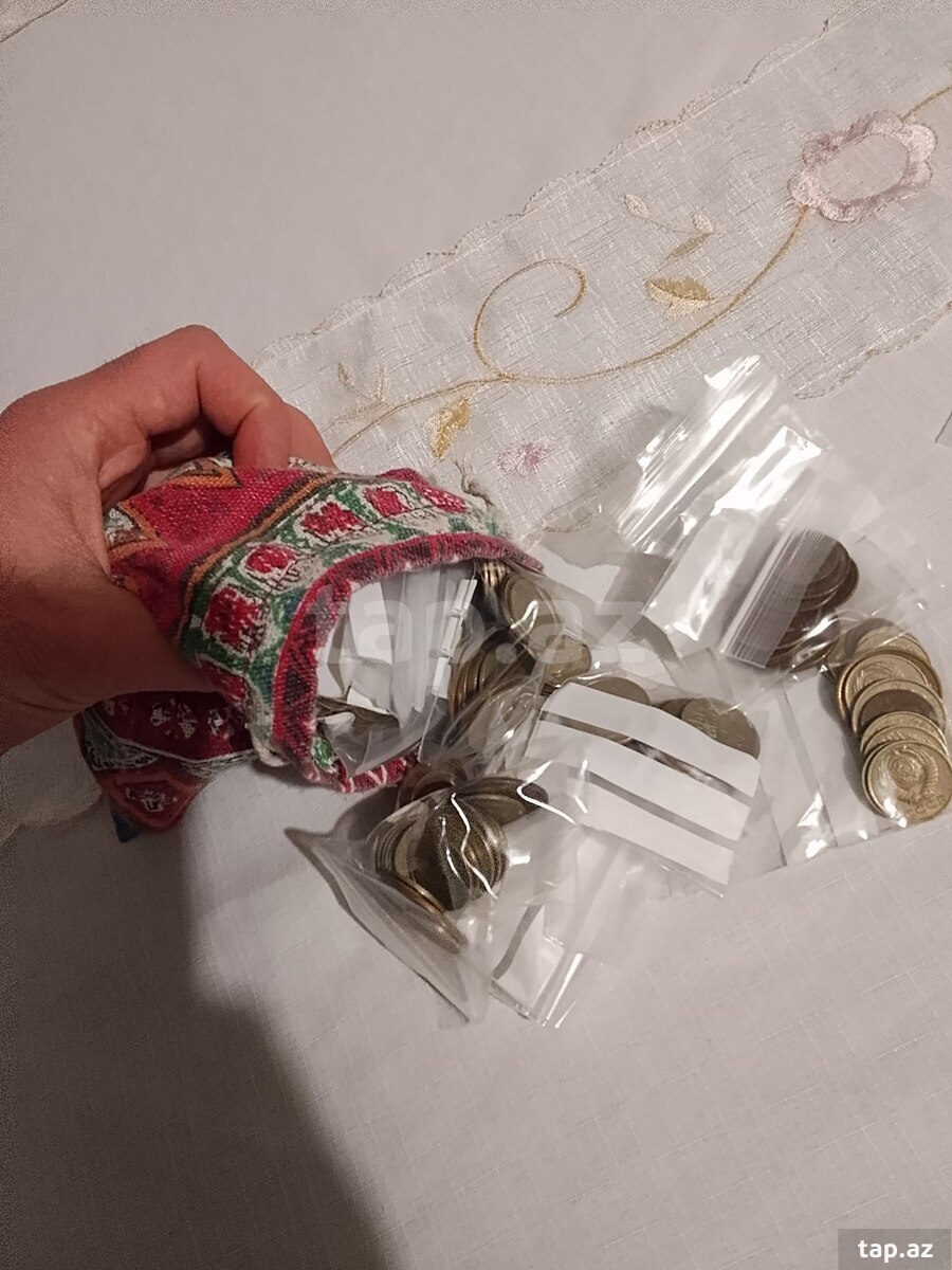 Qəpiklər (8)