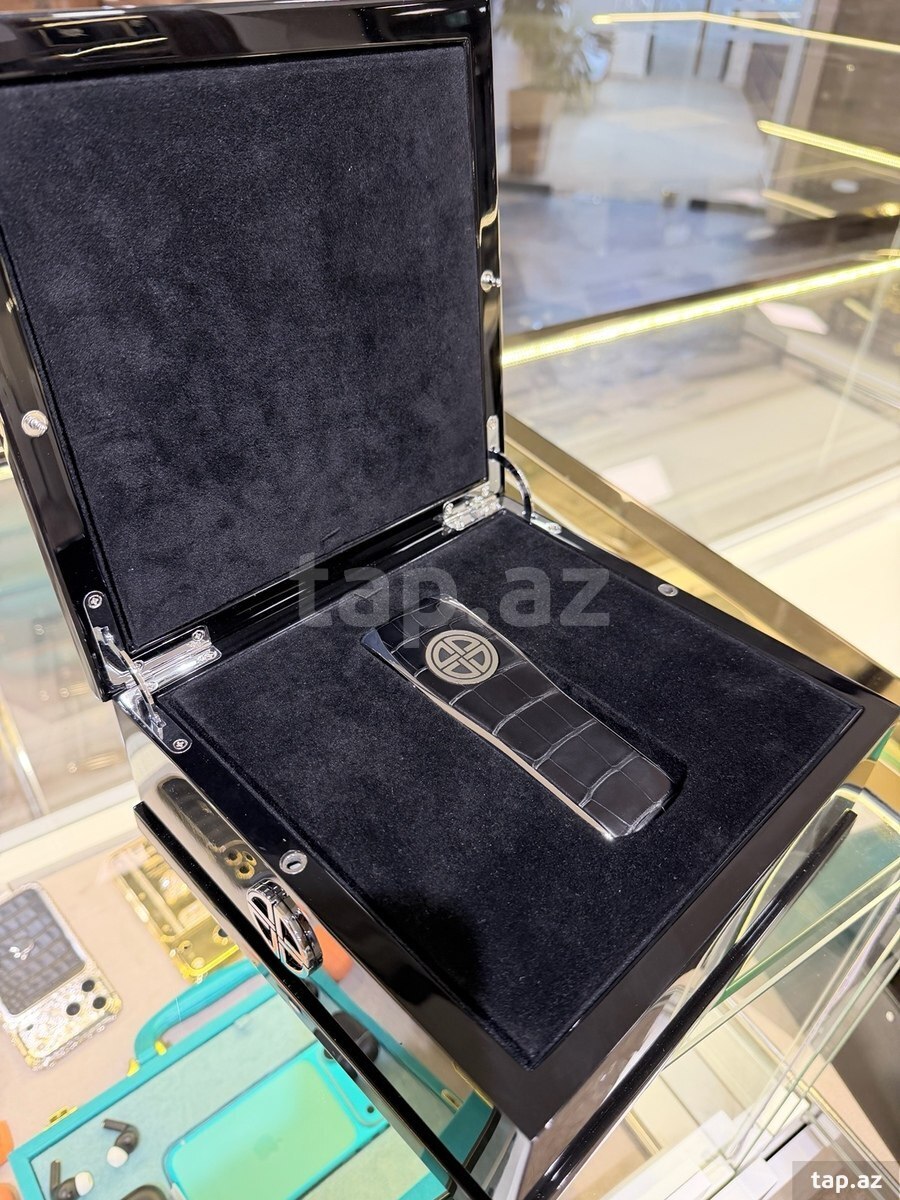 Vertu Xor X2 Classic Alligator  (14)