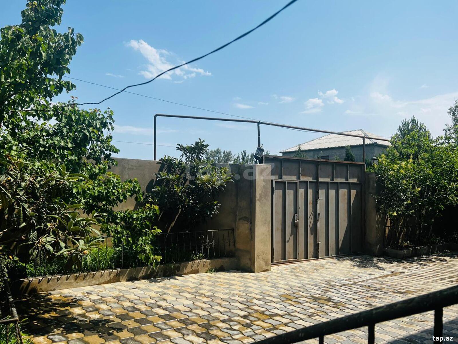 Həyət evi, Novxanı qəs.