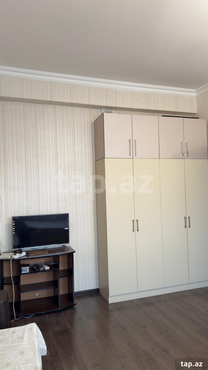 1-otaqlı yeni tikili kirayə verilir, İnşaatçılar m., 40 m² (8)