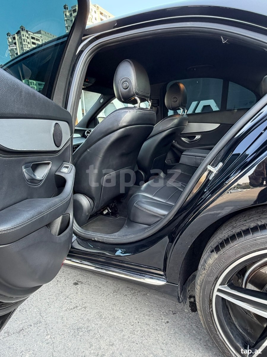 Mercedes C 300, 2016 il (10)