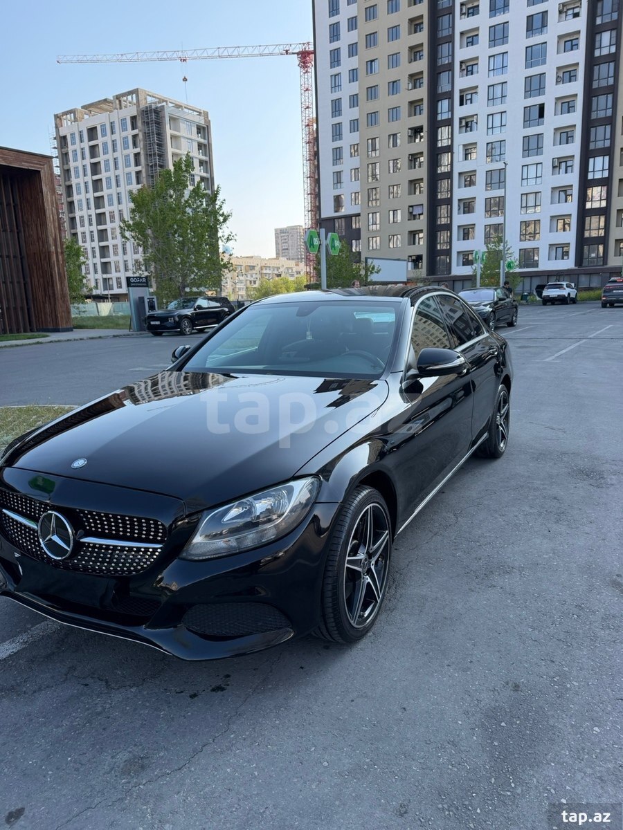 Mercedes C 300, 2016 il (4)