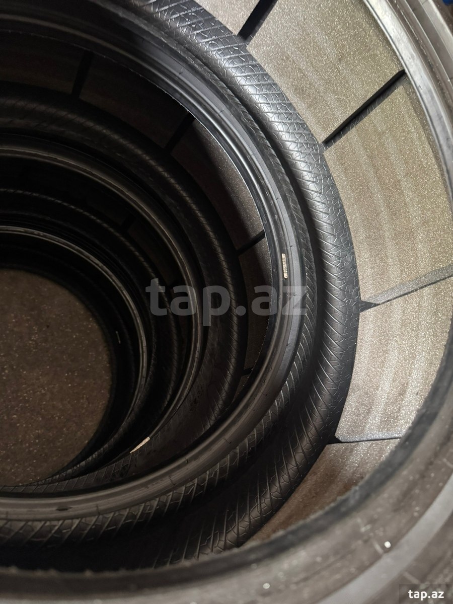 Pirelli şinləri 285/40 R23  (4)