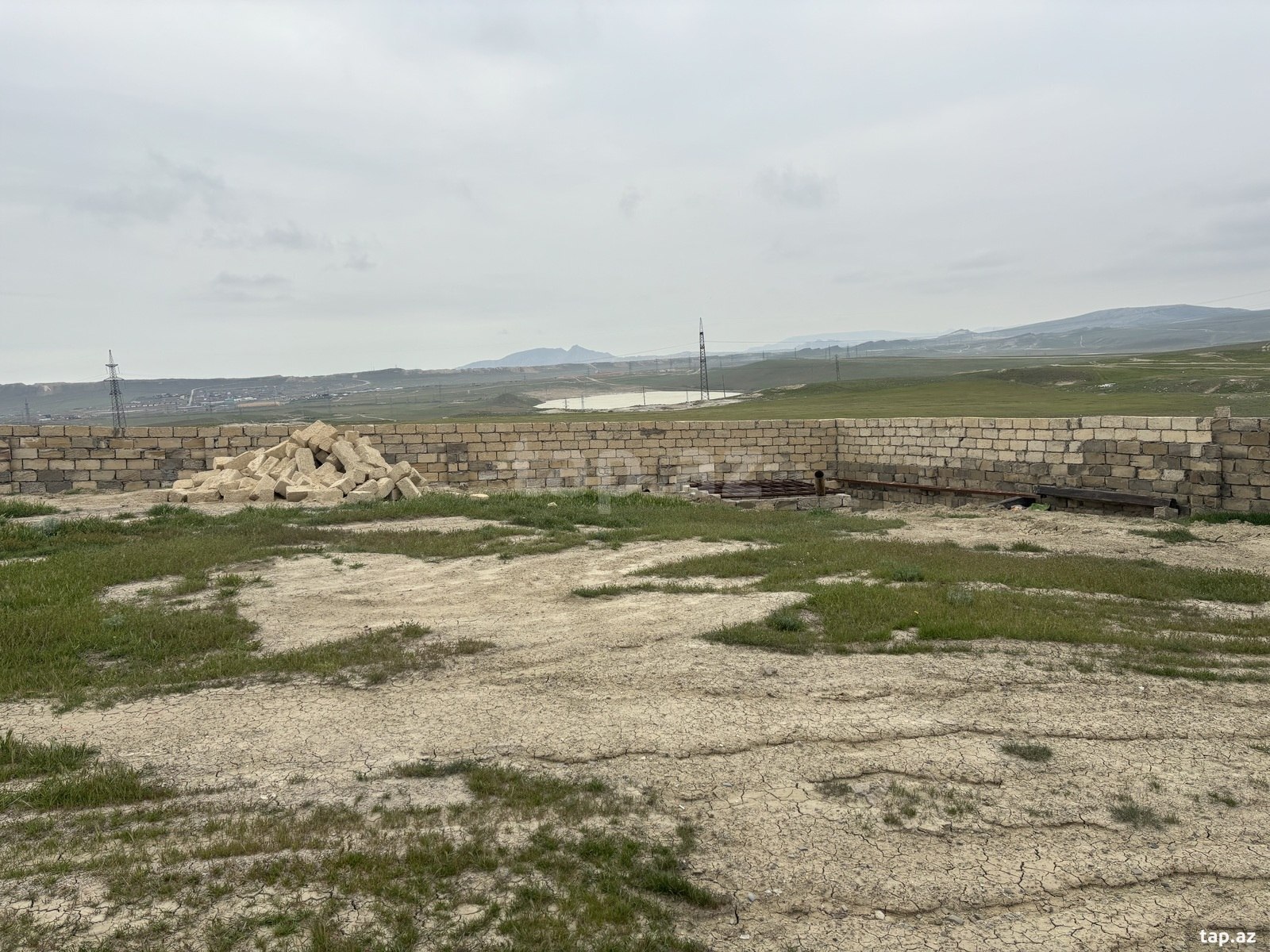 Obyekt, Atyalı qəs. (5)