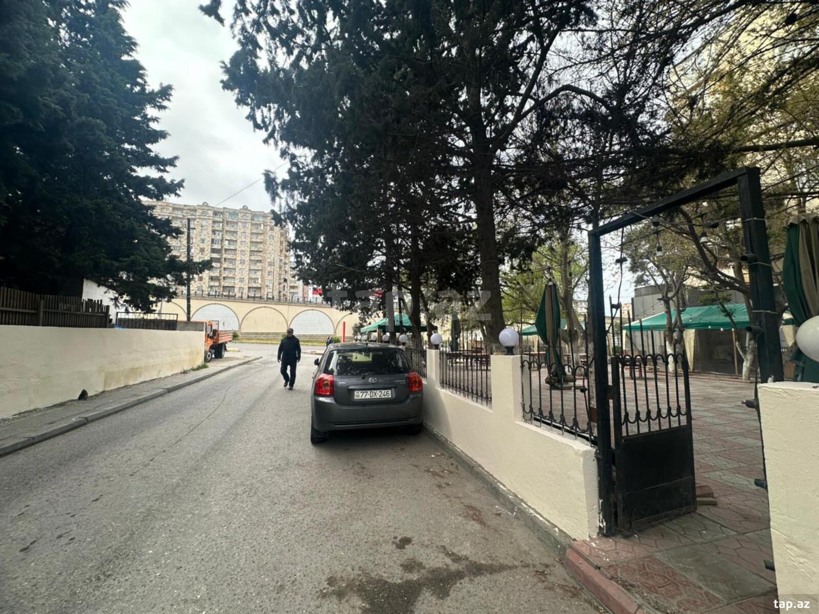 Obyekt icarəyə verilir, Qara Qarayev pr. (7)