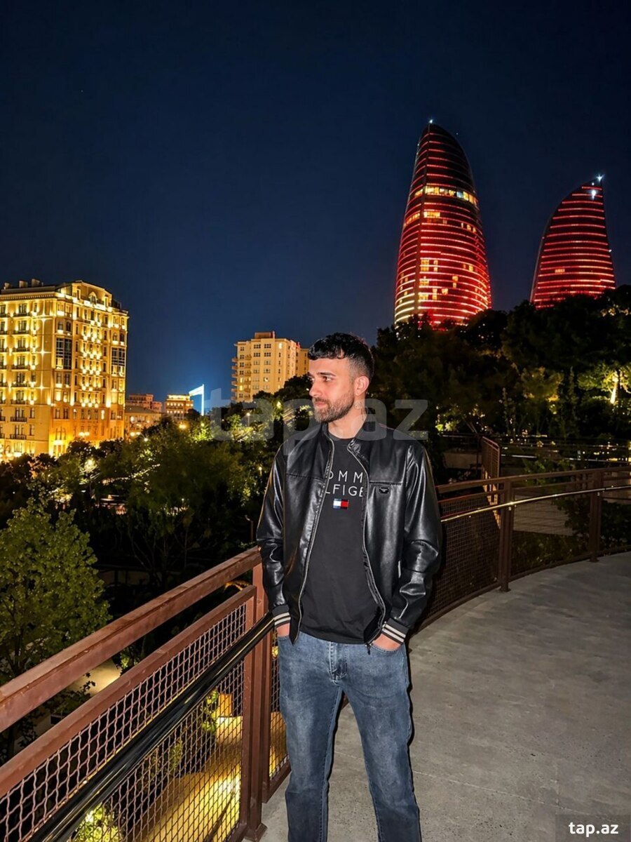 Barmen işi axtarıram