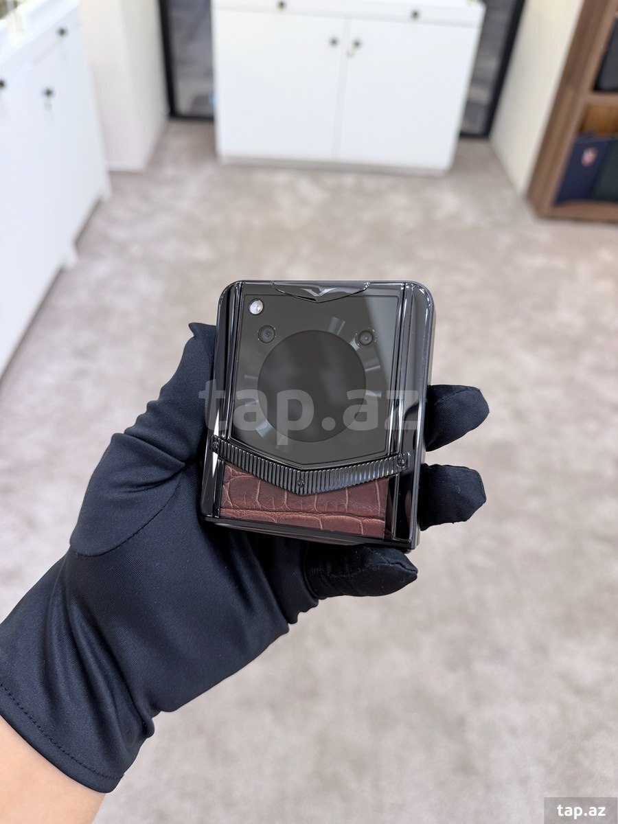 Vertu Ironflip Alligator Skin Amber Brown 512GB/12GB (9)