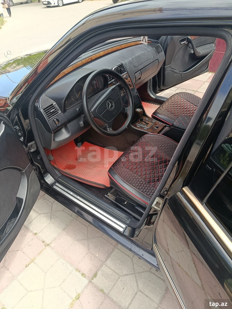 Mercedes C 230, 2000 il (10)
