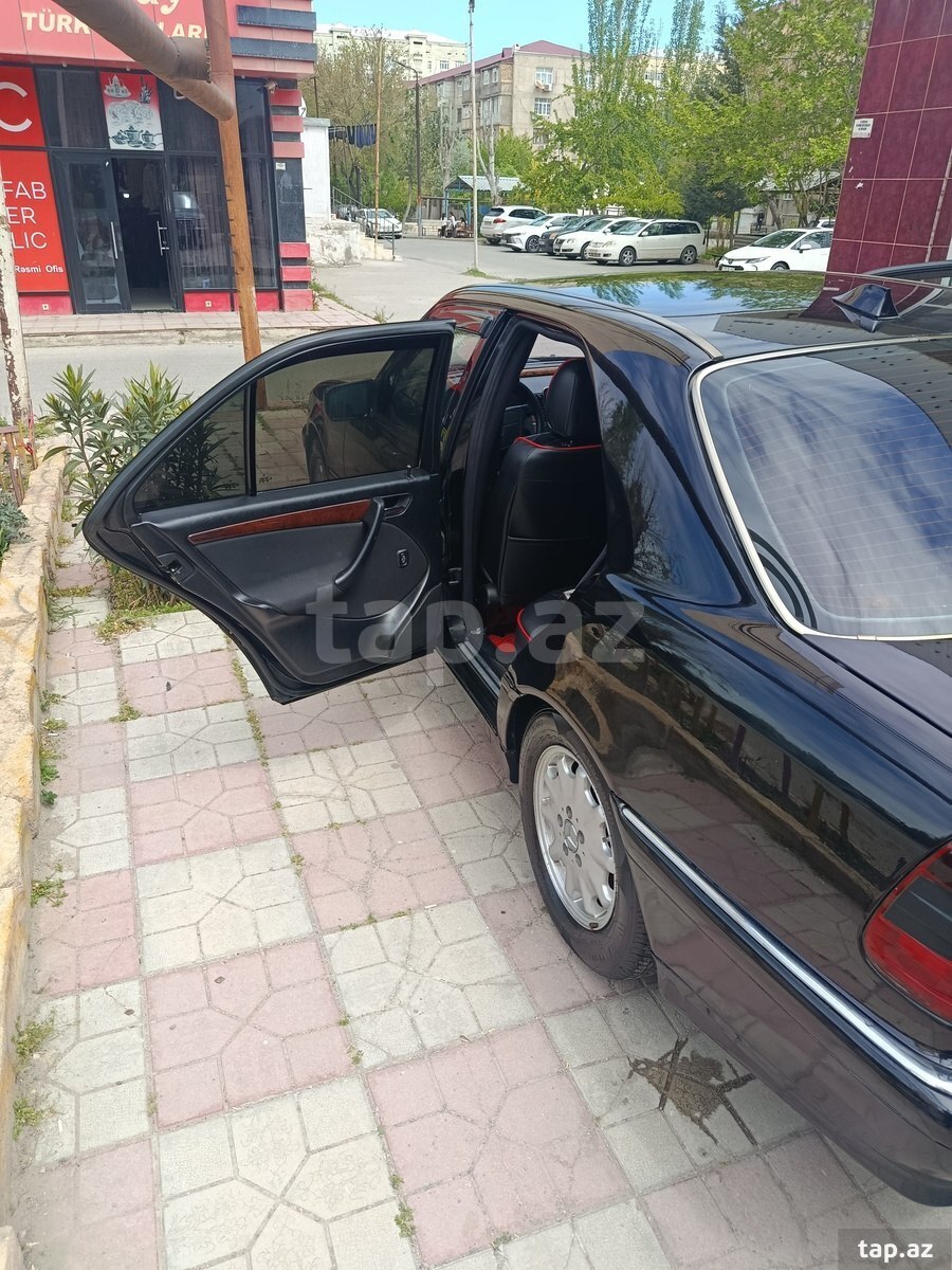 Mercedes C 230, 2000 il (3)
