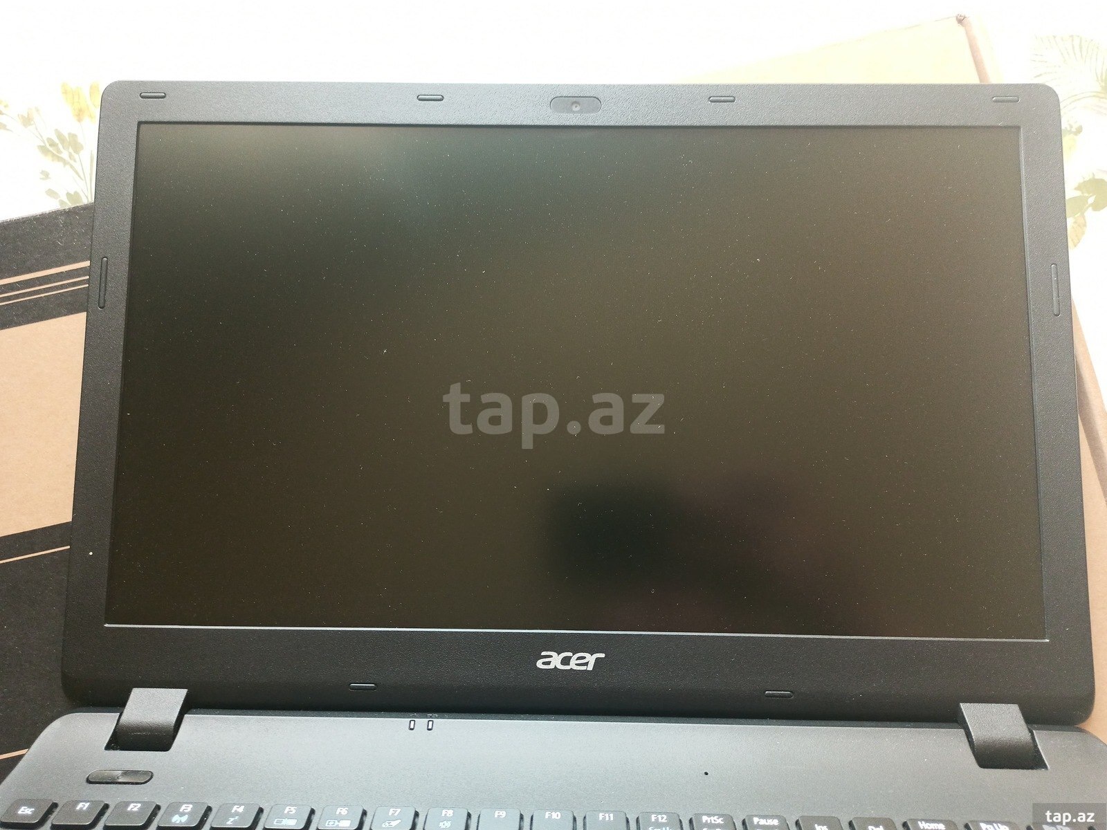 Noutbuk Acer Extensa 15 (2)