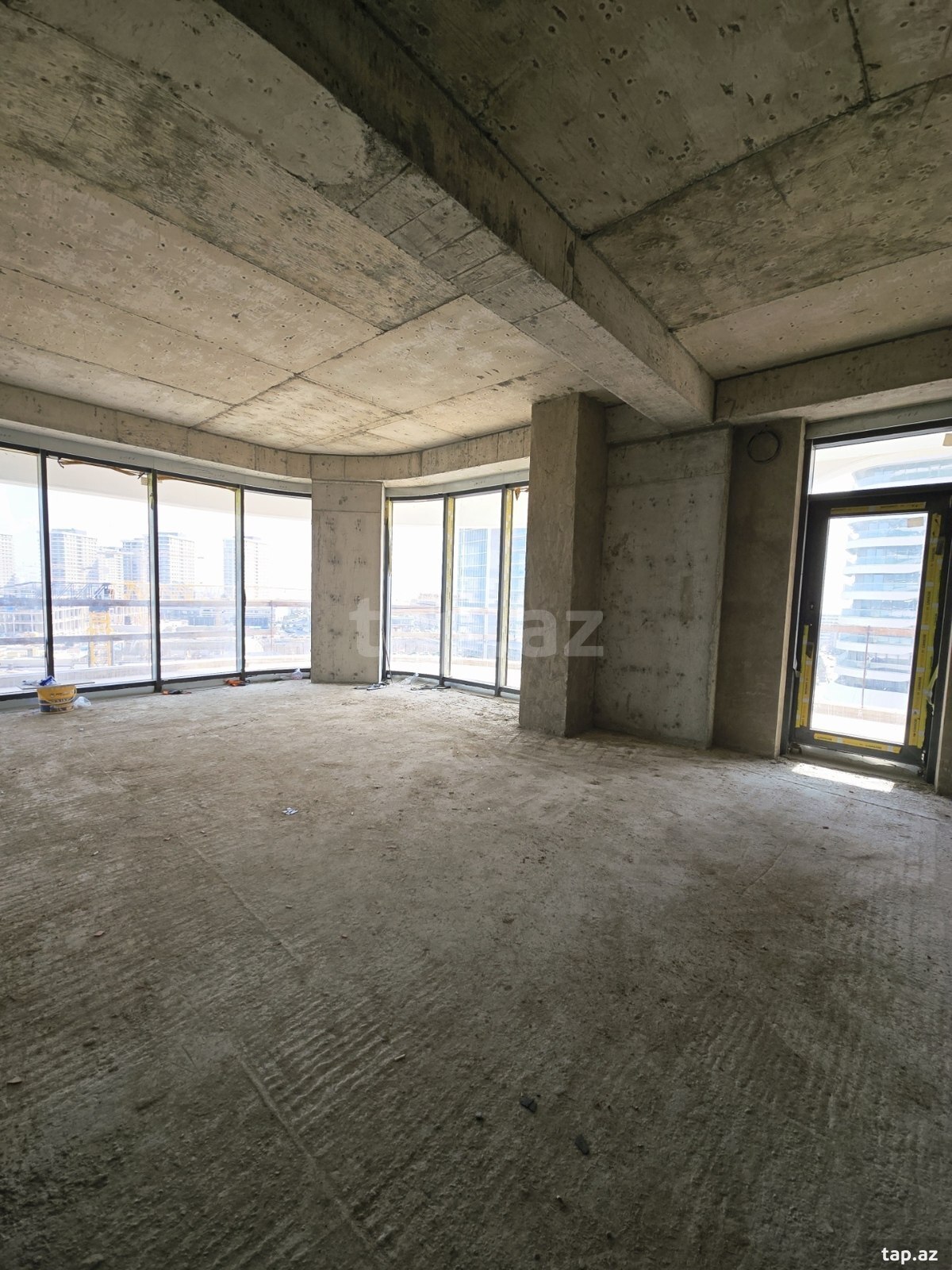 3-otaqlı yeni tikili, Xətai r., 177 m²
