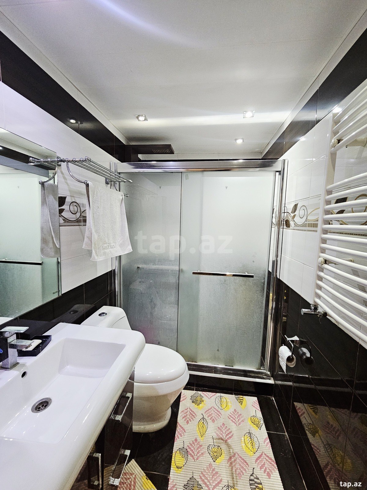 2-otaqlı yeni tikili, Qurtuluş küç. 93, 66 m²