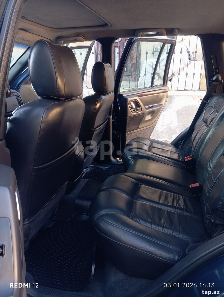 Jeep Grand Cherokee, 2000 il (8)
