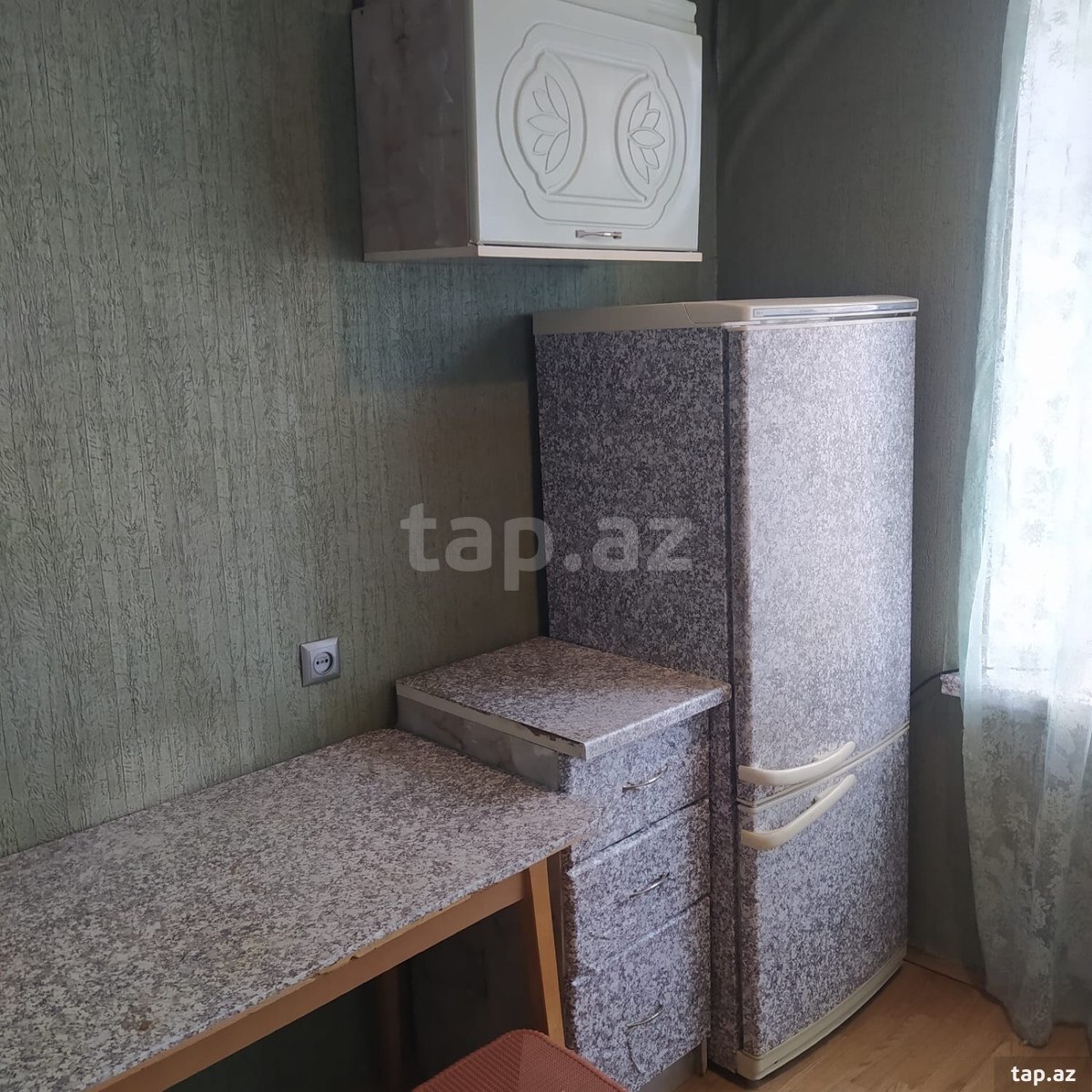 2-otaqlı mənzil kirayə verilir, E. Akademiyası m., 42 m² (5)