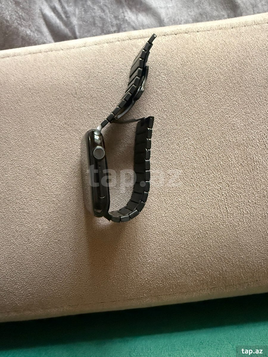 Apple Watch Series 11 Aluminum Jet Black 46mm (3)