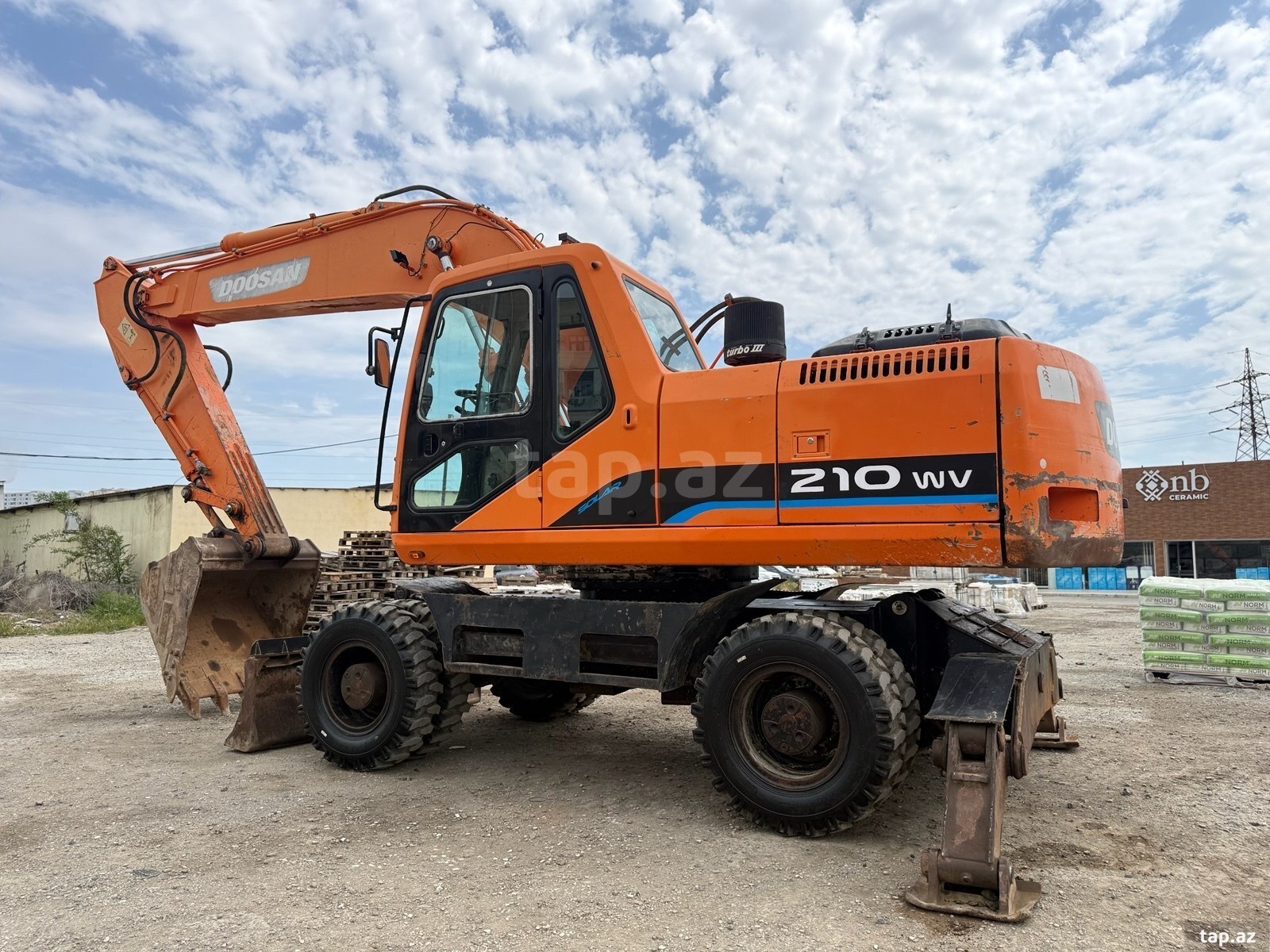 Doosan 210wv, 2011 il (6)