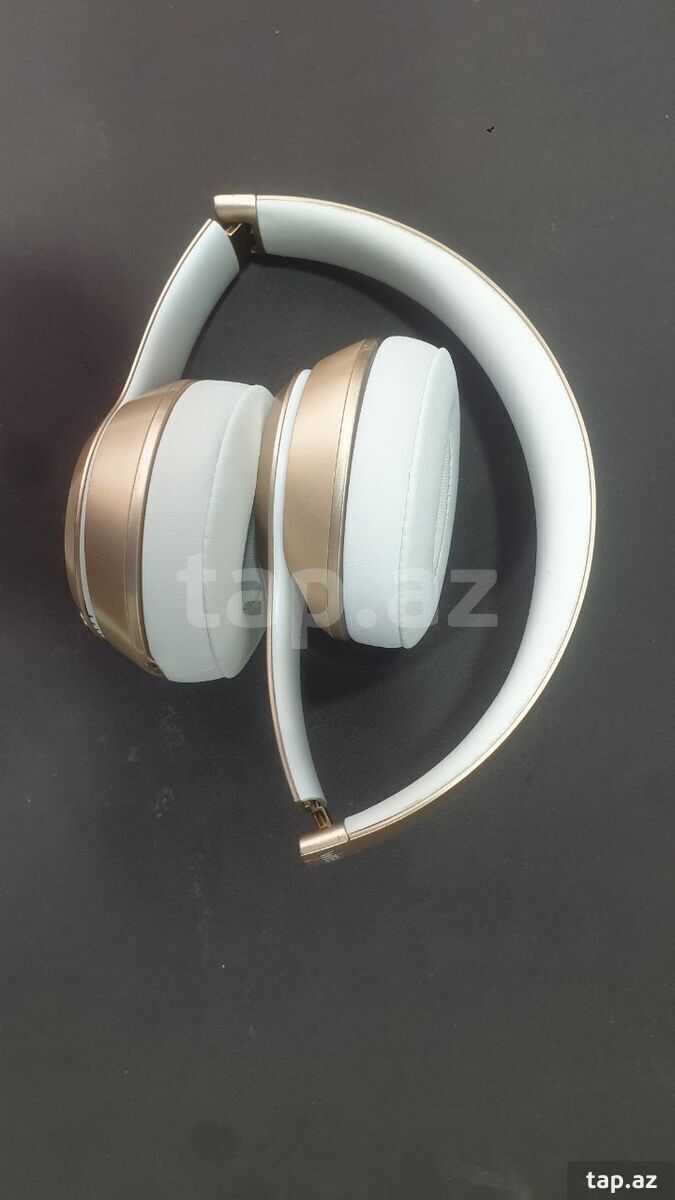 Beats Solo 2 Wireless Gold (6)