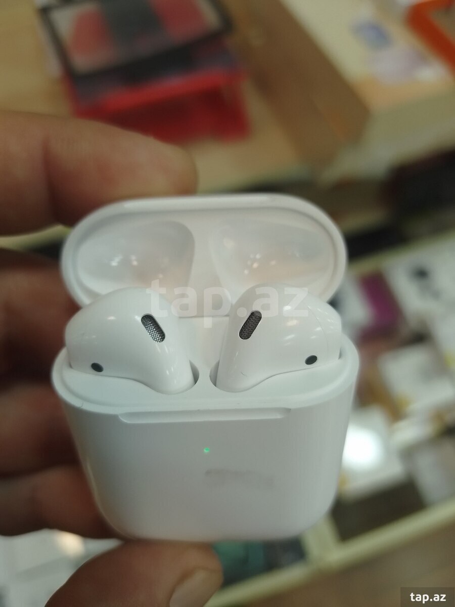 AirPods