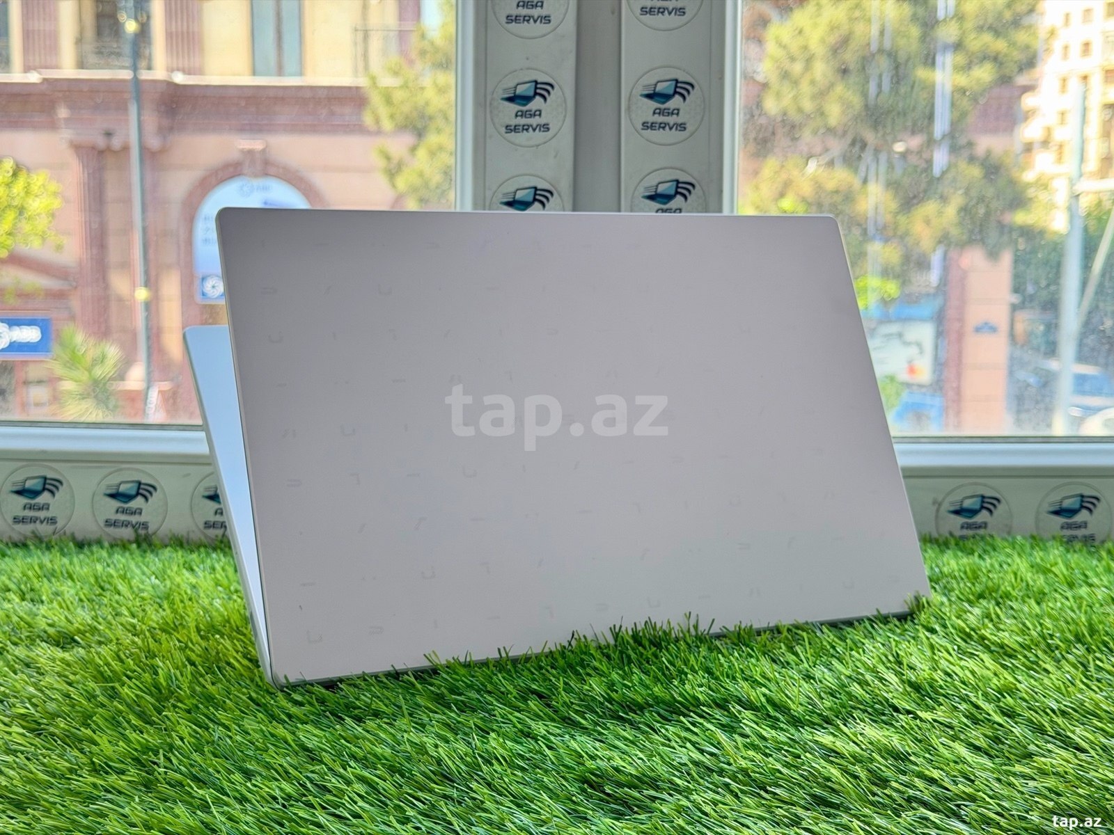 Asus (7)
