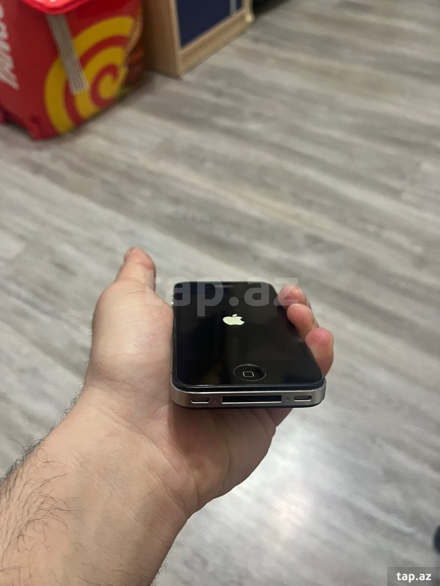 Apple iPhone 4S Black 16GB