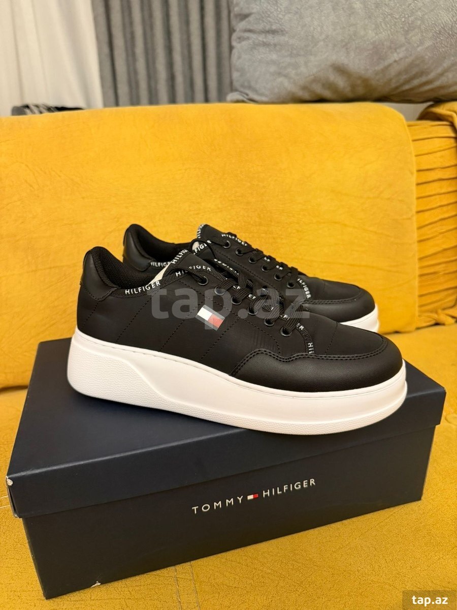 İdman ayaqqabısı Tommy Hilfiger